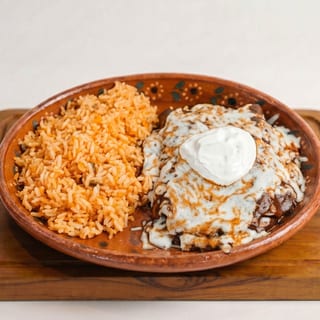Enchiladas De Mole